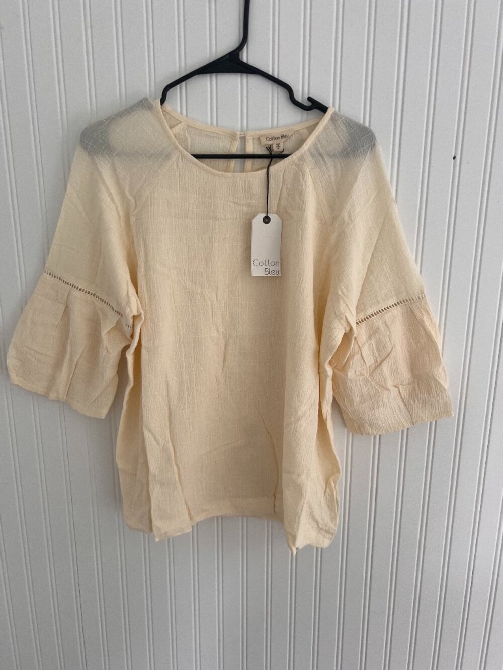 Women's Peasant Style Top
